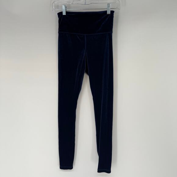 Athleta Elation Velvet Leggings Women's Size XS Blue Yoga Athleisure Wellness - Picture 2 of 9